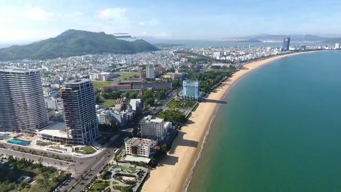 Phố đi bộ Quy Nhơn: Không gian mới cho người dân, sức sống mới cho Bình Định- Ảnh 3. Phố đi bộ Quy Nhơn: Không gian mới cho người dân, sức sống mới cho Bình Định- Ảnh 3.